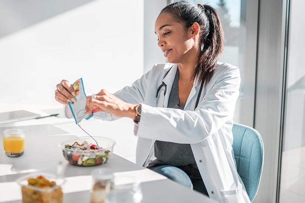 Guide to Eating Healthy for Nurses: 8 Essential Tips